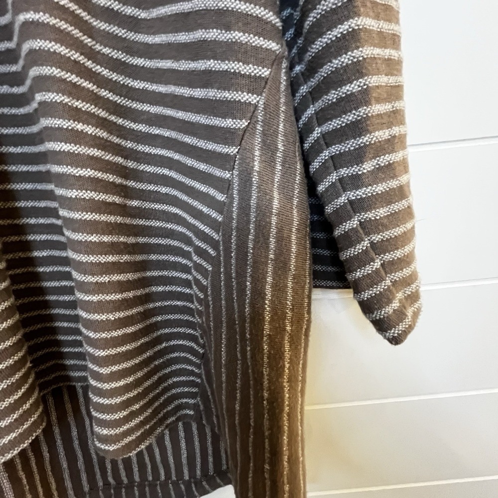 Chico's Mixed Stripe Tunic Top 3/4 Sleeve Neutral Browns Fall Casual 2 Chic - Picture 6 of 14